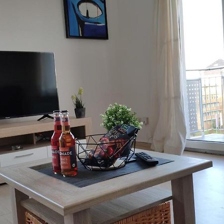 Zen Apartments - Geraumig Fur 4 - Zentral - Balkon - Netflix Karlsruhe Extérieur photo